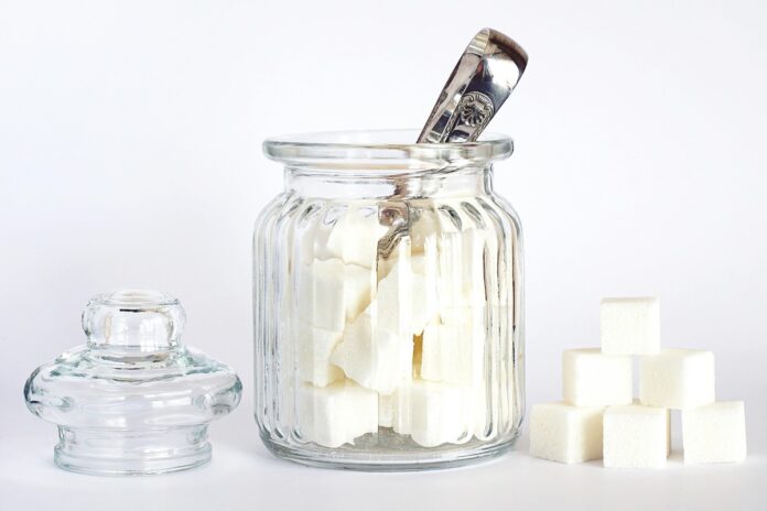 suco-com-acucar-realmente-prejudica-a-saude?-medica-explica-riscos