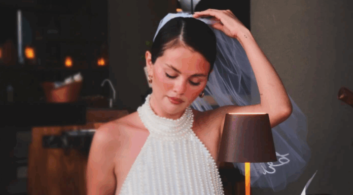 selena-gomez-abre-album-de-fotos-de-sua-despedida-de-solteira