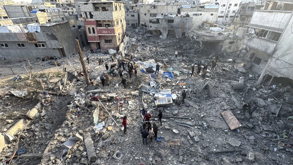israel-interrompe-pausas-humanitarias-em-gaza:-“zona-de-combate-perigosa”