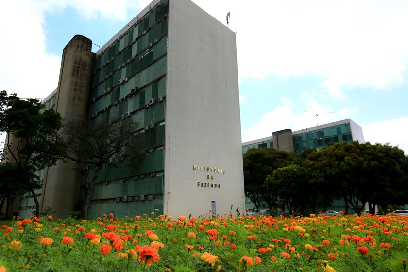 orcamento-2026:-governo-espera-superavit-de-r$-34,3-bilhoes