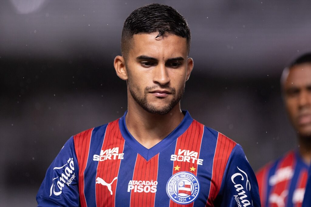 atleta-do-bahia-relata-saga-inusitada-nas-redes-contra-“invasor”.-veja