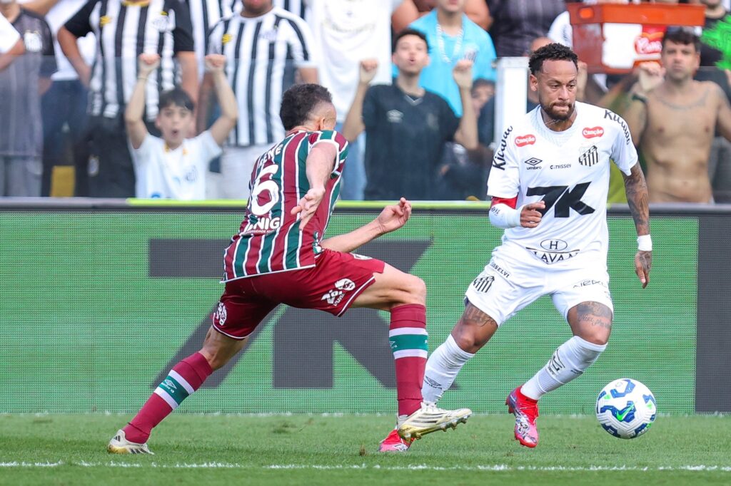com-neymar-em-campo,-santos-empata-sem-gols-com-o-fluminense-na-vila