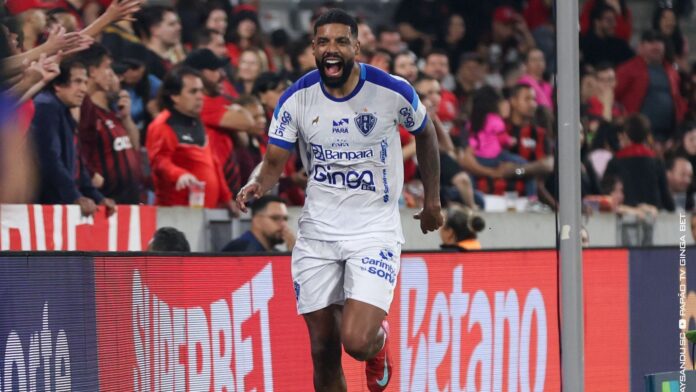 paysandu-arranca-empate-contra-o-athletico-pr-pela-serie-b