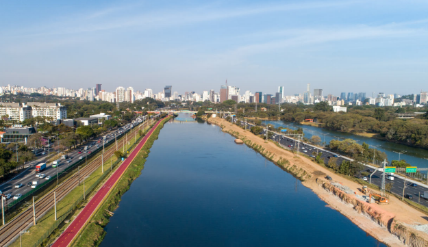 arsesp-multa-sabesp-em-r$-22,7-mi-por-vazamento-de-esgoto-no-rio-pinheiros