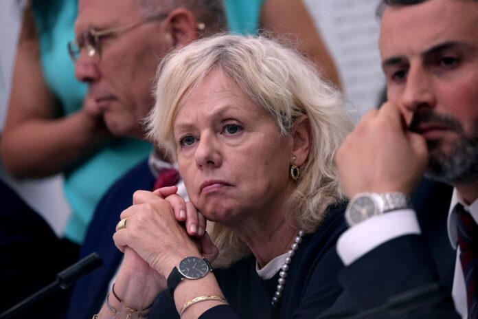 governo-israelense-demite-procuradora-e-suprema-corte-suspende-acao