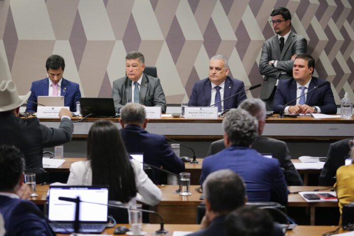 iniciada,-cpmi-do-inss-tem-desafio-de-manter-relevancia-no-semestre