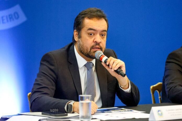 pesquisa:-gestao-de-castro-e-desaprovada-por-49,4%;-aprovacao-e-de-45,6%