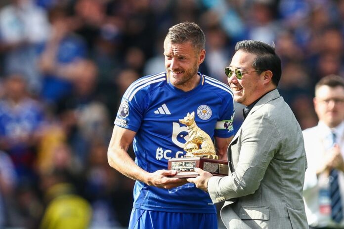 jamie-vardy-desembarca-na-italia-com-festa-de-torcedores-do-cremonese