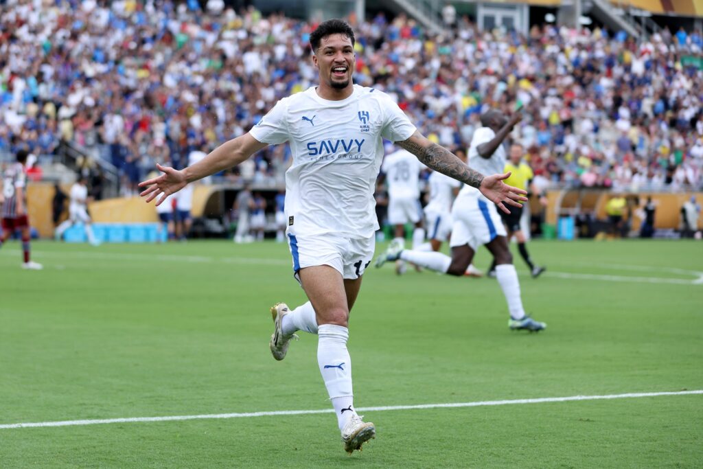 marcos-leonardo-deve-ser-inscrito-na-champions-e-frustrar-sao-paulo