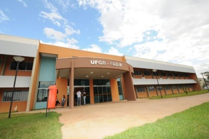 ultimo-dia-de-inscricoes-do-vestibular-da-federal-de-grandes-dourados-(ms)
