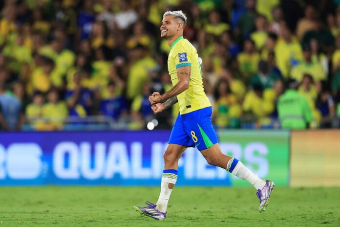 brasil-faz-jogao-no-maracana-e-derrota-o-chile-por-3-x-0