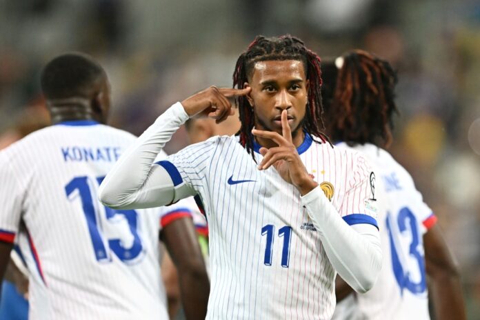 mbappe-marca-e-franca-estreia-com-vitoria-nas-eliminatorias