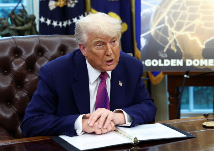 trump-assina-decreto-de-isencoes-tarifarias-a-parceiros-comerciais