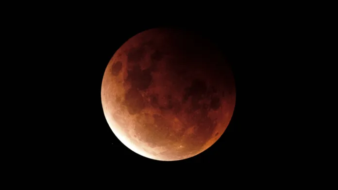 veja-como-assistir-ao-eclipse-lunar-total-deste-domingo-(7)