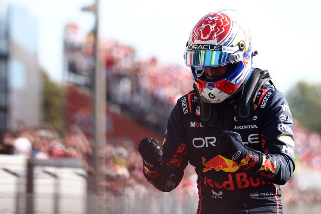 assista-a-volta-historica-de-max-verstappen-de-dentro-do-carro