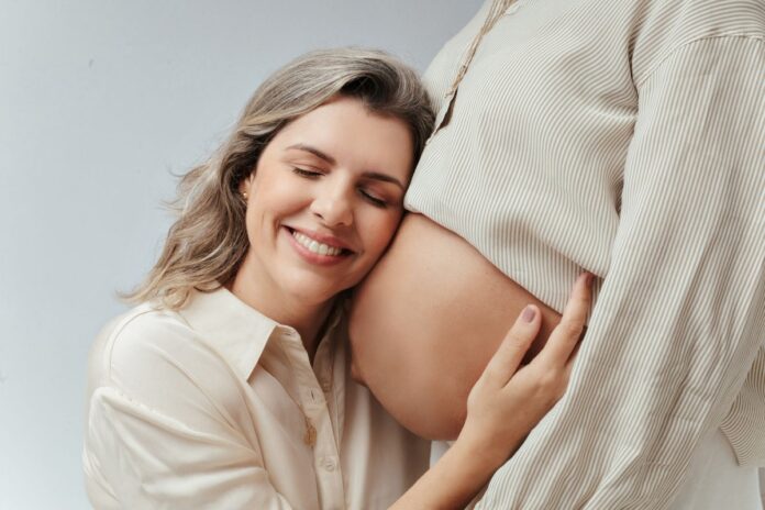 mulher-que-teve-cancer-6-vezes-consegue-ser-mae-com-barriga-solidaria