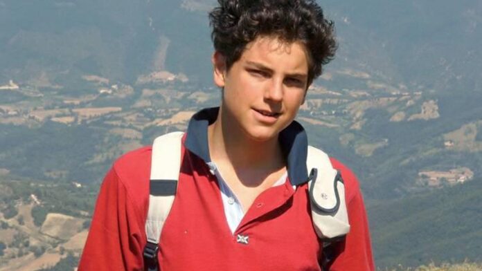 carlo-acutis-se-torna-o-primeiro-santo-da-geracao-“millennial”