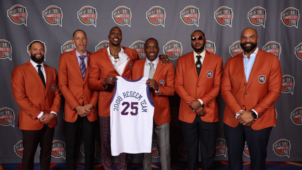 carmelo-anthony-e-dwight-howard-entram-para-o-hall-da-fama-do-basquete
