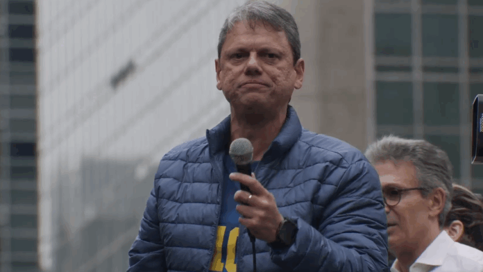 tarcisio-confronta-moraes,-e-gilmar-e-pt-reagem-contra-fala-sobre-“tirania”