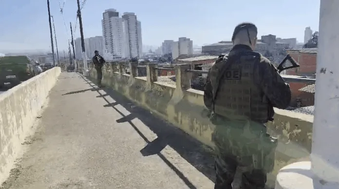mp-deflagra-operacao-contra-atuacao-do-pcc-na-favela-do-moinho,-em-sp