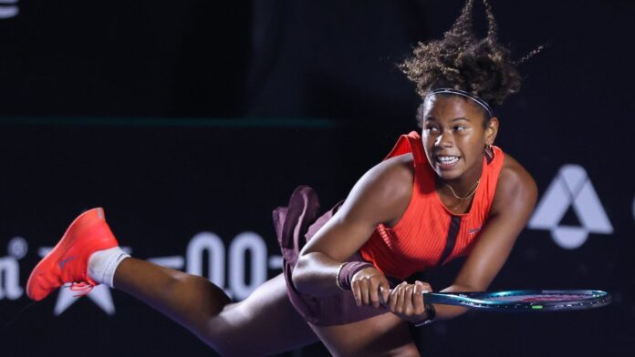 sp-open:-victoria-barros-luta,-mas-perde-na-sua-estreia-em-torneios-wta