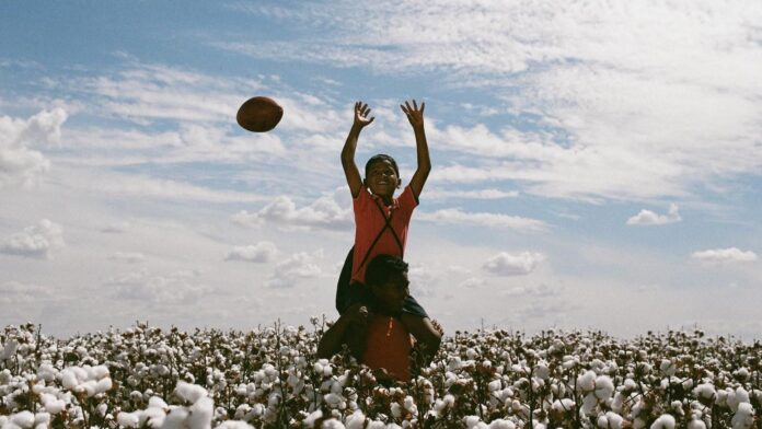 nfl-lanca-filme-sobre-cotidiano-do-futebol-americano-no-brasil;-saiba-mais