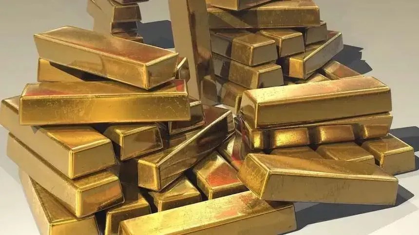 ouro-renova-recorde-e-fecha-em-leve-alta-com-tensoes-geopoliticas