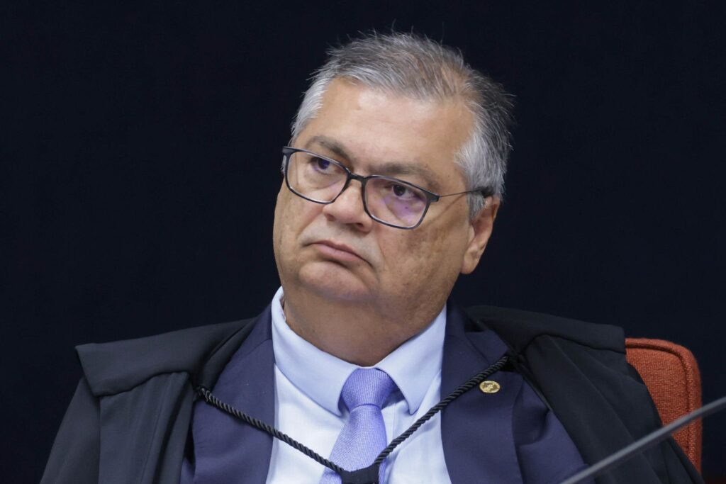 dino-manda-recado-para-o-congresso:-atenuar-odios