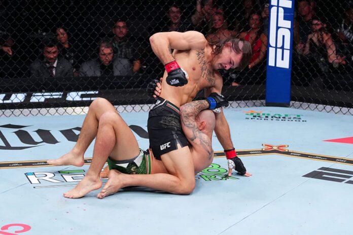 diego-lopes-nocauteia-jean-silva-na-luta-principal-do-ufc-noche