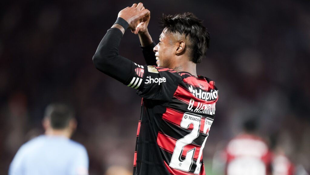 “peso-da-camisa-influenciou-decisao”,-diz-benja-sobre-stjd-e-bruno-henrique