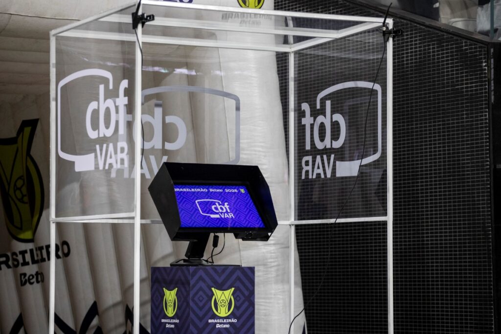 protocolo-do-volei-sera-utilizado-no-futebol-brasileiro.-entenda