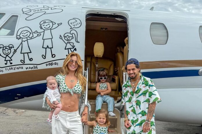 web-especula-se-ze-felipe-tirou-desenho-da-familia-de-jatinho;-entenda
