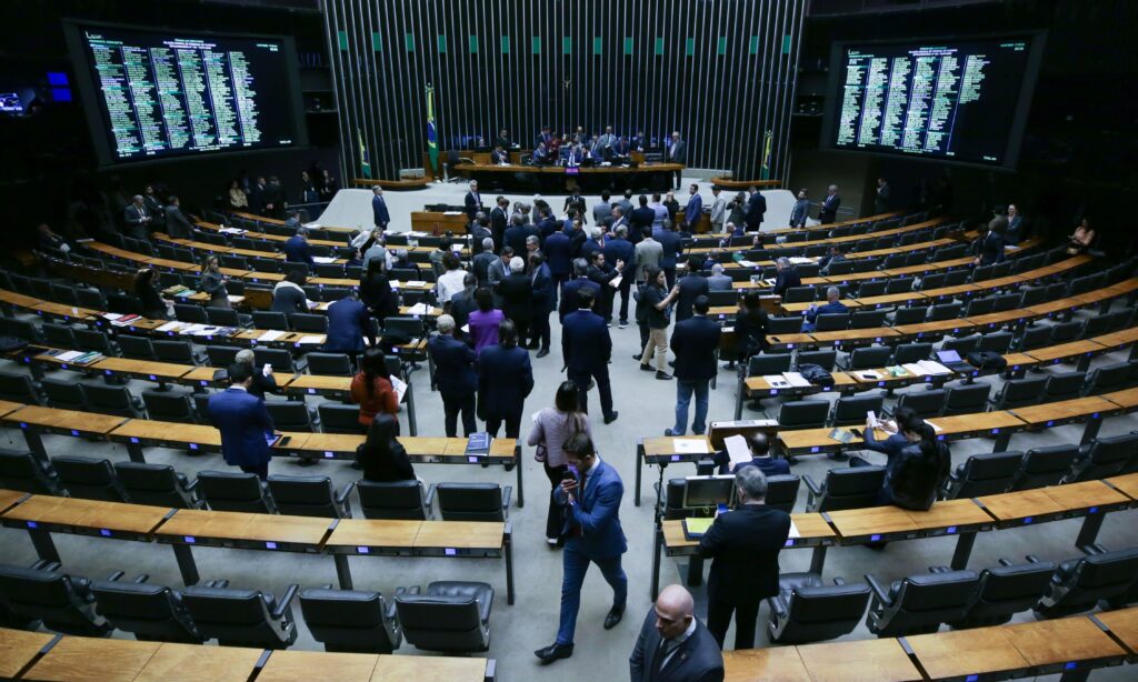 pec-da-blindagem:-saiba-como-cada-deputado-votou-sobre-o-voto-secreto