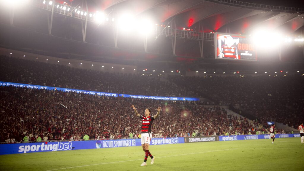 flamengo-x-estudiantes-tem-maior-publico-da-historia-do-“novo-maracana”