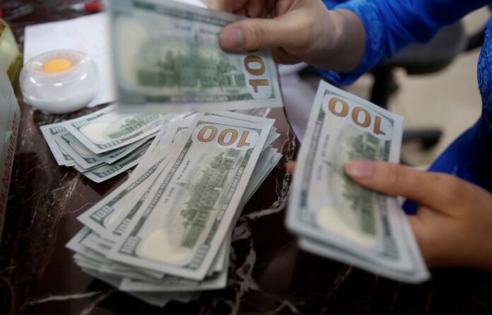 economista-explica-maxima-historica-do-ibovespa-e-queda-do-dolar