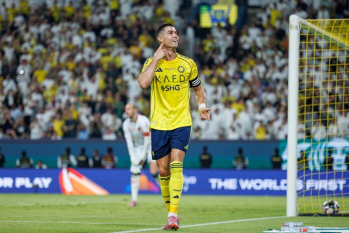 cristiano-ronaldo-faz-dois-gols-e-se-aproxima-de-gol-mil;-confira