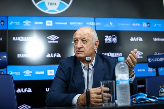 felipao-dispara-contra-arbitro-do-gre-nal-448:-“enfiou-a-faca-e-girou”