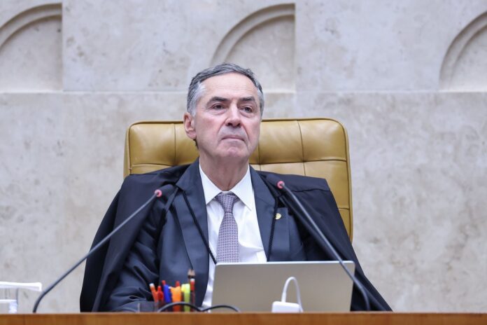dosimetria:-nao-acumular-crime-e-mais-coeso-que-reduzir-pena,-diz-barroso