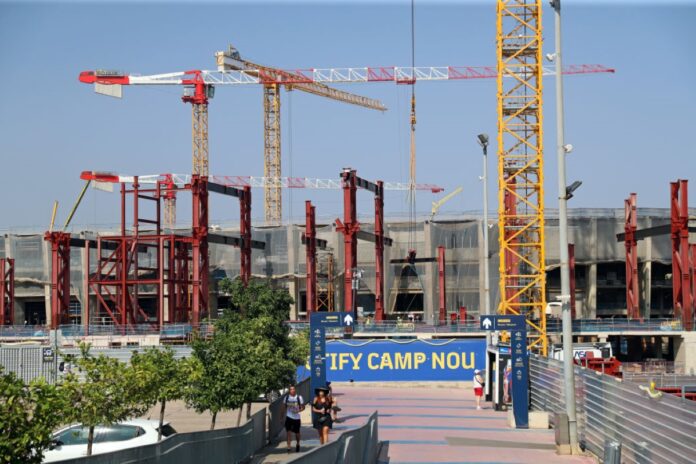 reabertura-do-camp-nou-e-vetada-novamente-apos-inspecao-da-prefeitura