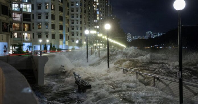 supertufao-ragasa-atinge-hong-kong-e-sul-da-china-com-fortes-chuvas