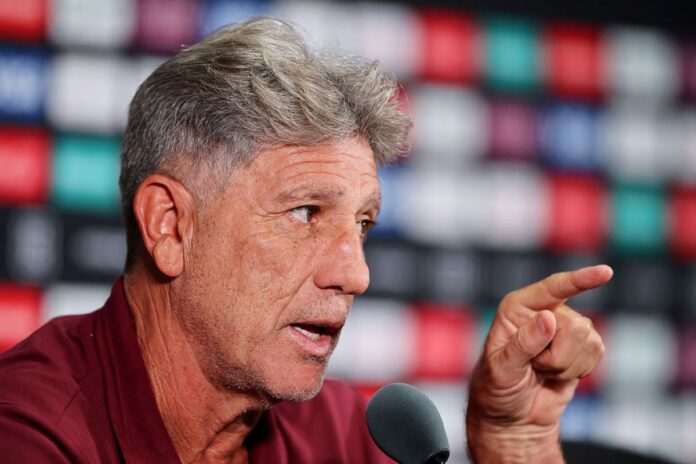 renato-manda-recado-apos-saida-do-fluminense:-“destruindo-o-futebol”