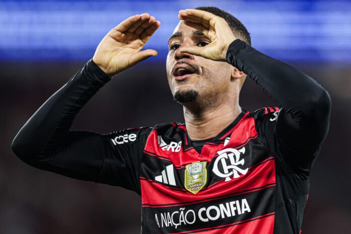 com-vantagem,-flamengo-entra-em-campo-de-olho-na-semi-da-libertadores