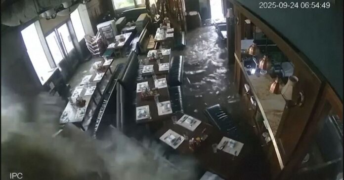 video:-restaurante-e-inundado-durante-passagem-do-supertufao-em-hong-kong