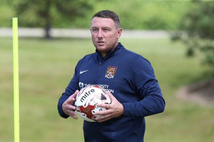 ex-goleiro-da-premier-desafia-wayne-rooney-para-luta-de-boxe.-confira