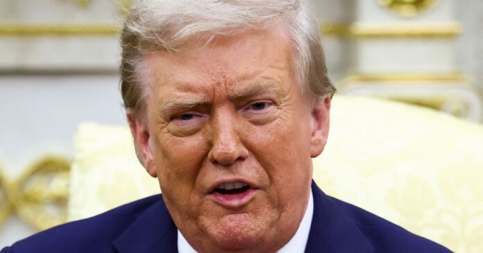 shutdown:-trump-cita-acoes-“irreversiveis”-a-democratas-caso-paralisem