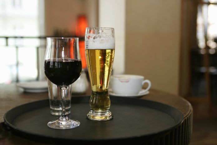 vinho-e-cerveja-tambem-podem-ser-contaminados-por-metanol?-entenda