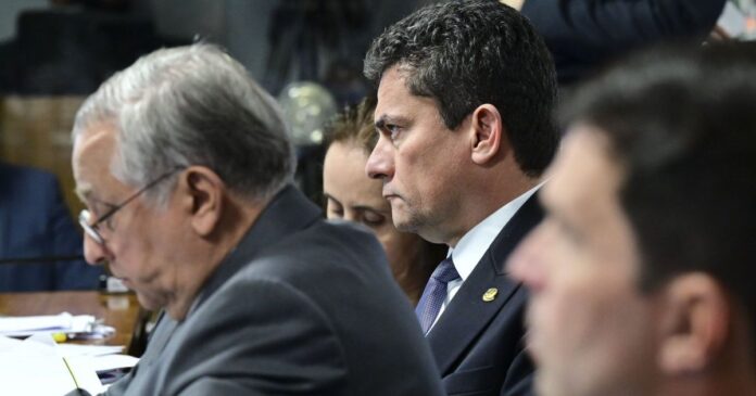 chefe-da-cgu-diz-que-moro-poderia-ter-combatido-fraudes-na-gestao-bolsonaro