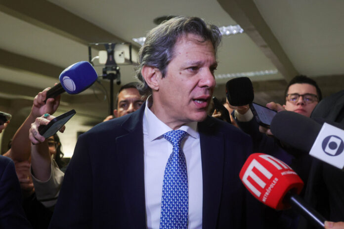 haddad-comemora-aprovacao-da-isencao-do-ir:-“golaco-do-congresso”