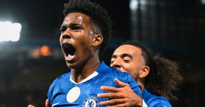 veja-primeiro-gol-de-estevao-pelo-chelsea-sobre-o-liverpool