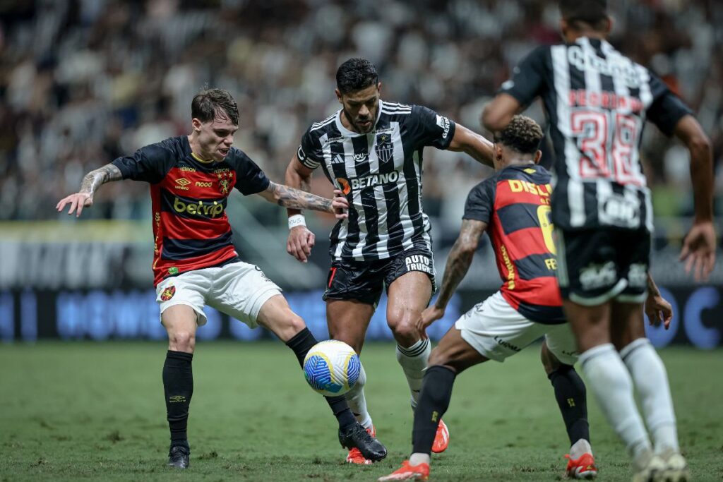 atletico-mg-busca-reacao-contra-o-sport-para-evitar-z-4